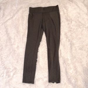 Guess gray leggings